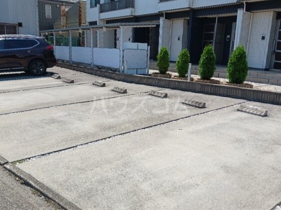 16/24 駐車場