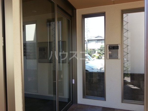 22/29 エントランス