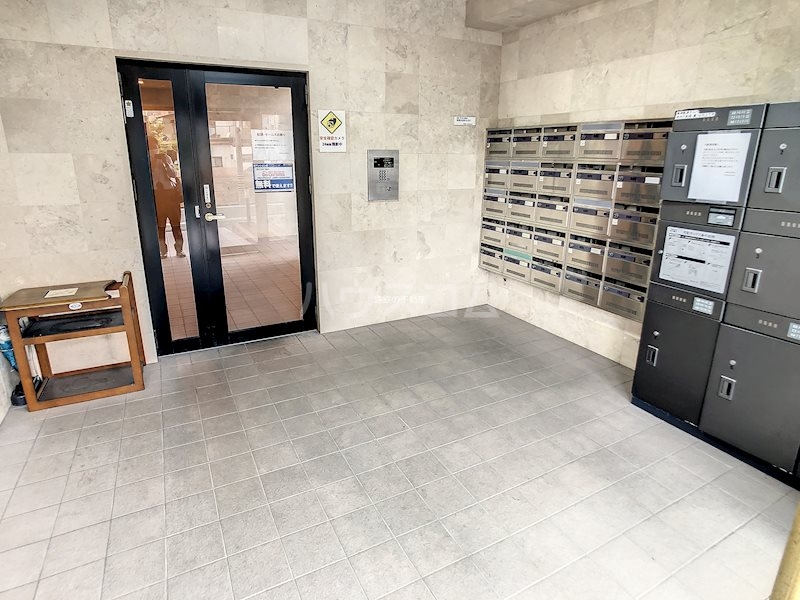 15/24 エントランス