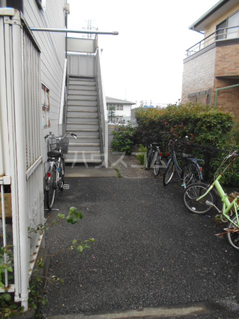 21/26 エントランス