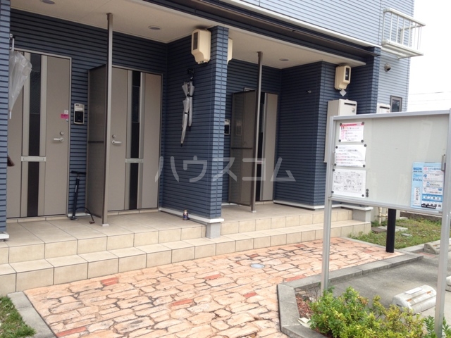 20/28 エントランス