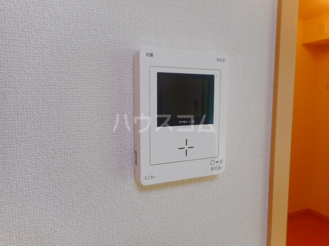 16/25 エントランス