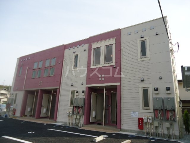 23/30 エントランス