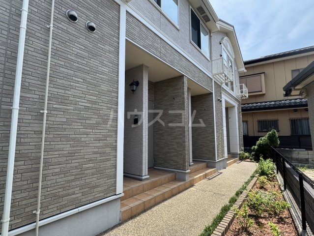 22/30 エントランス