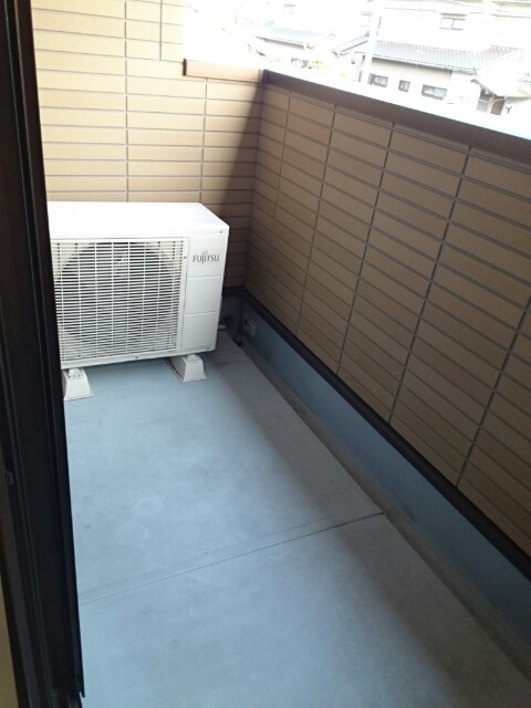 17/26 バルコニー