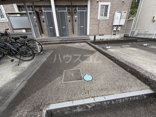 20/28 エントランス