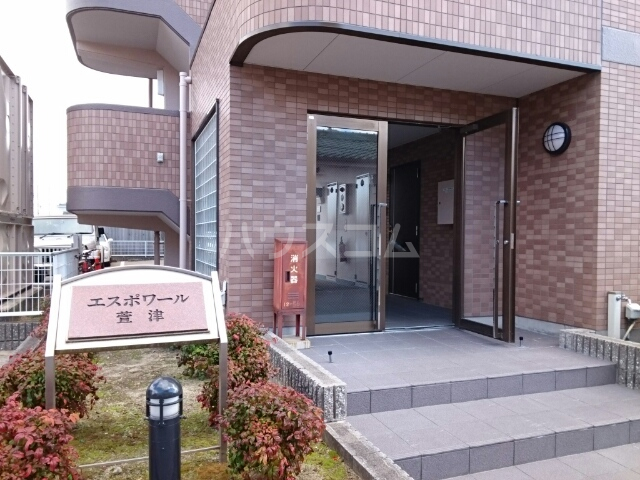 16/25 エントランス