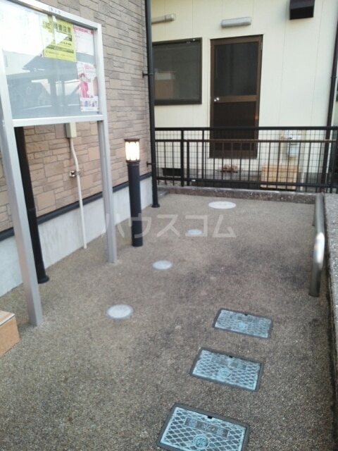 13/20 エントランス