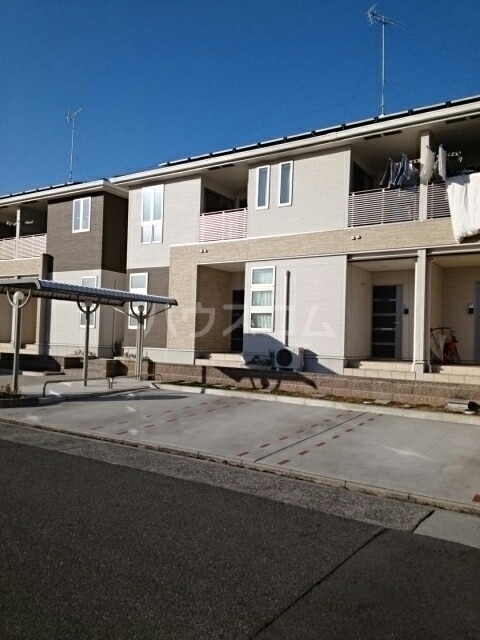 14/22 駐車場