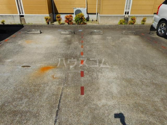 16/24 駐車場