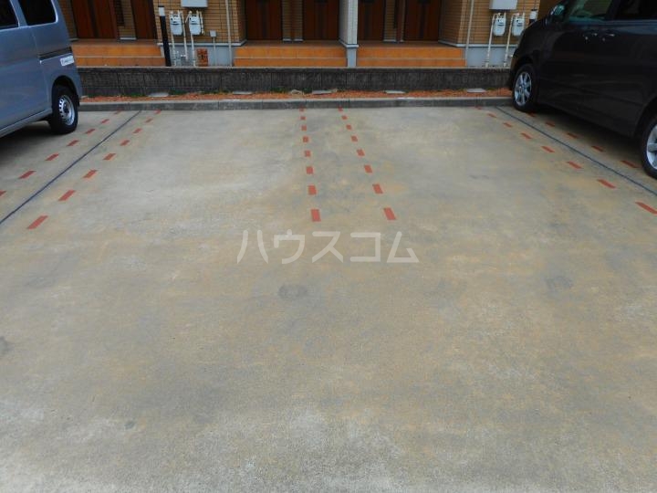 14/22 駐車場
