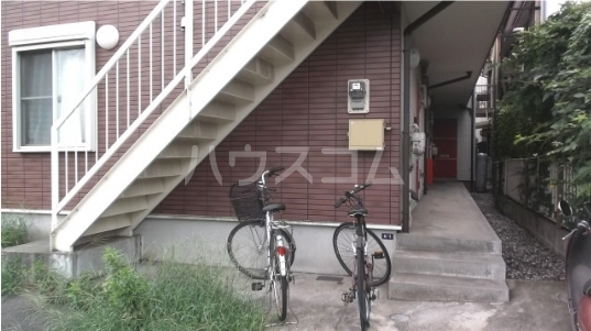 4/5 エントランス