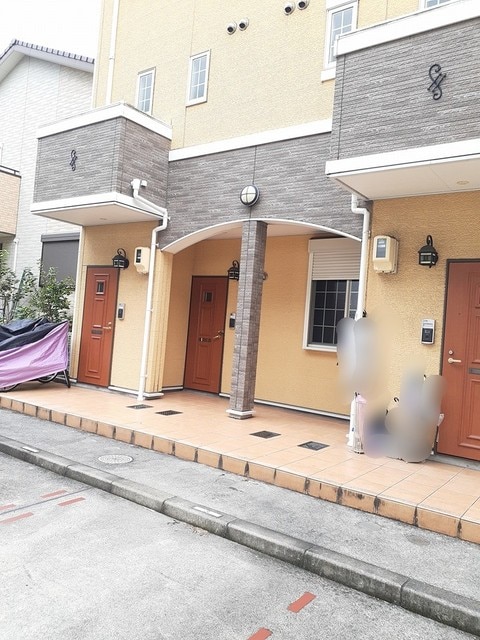 14/20 エントランス