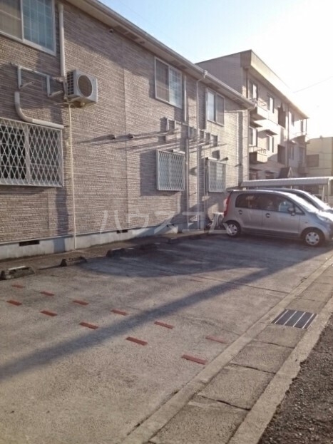 2/10 駐車場