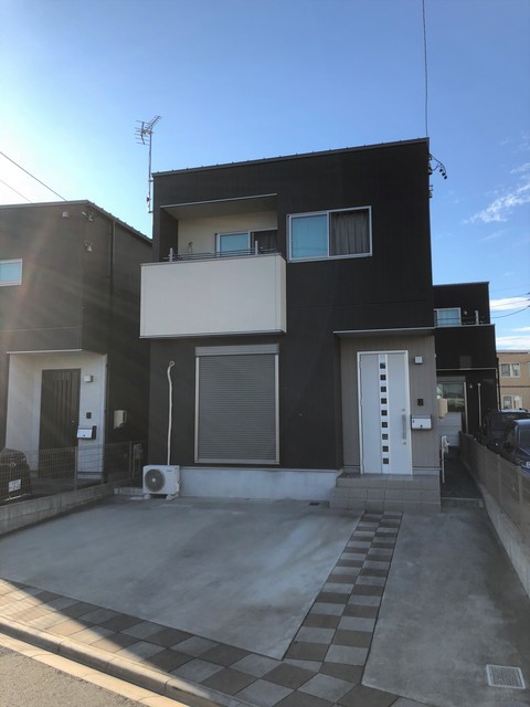 13/16 エントランス