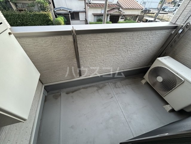 20/30 バルコニー