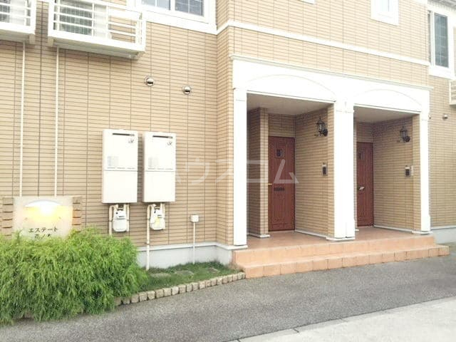 15/22 エントランス