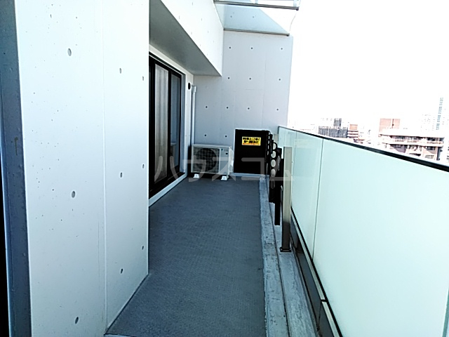 21/30 バルコニー