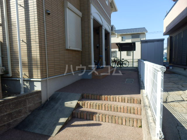 2/8 エントランス