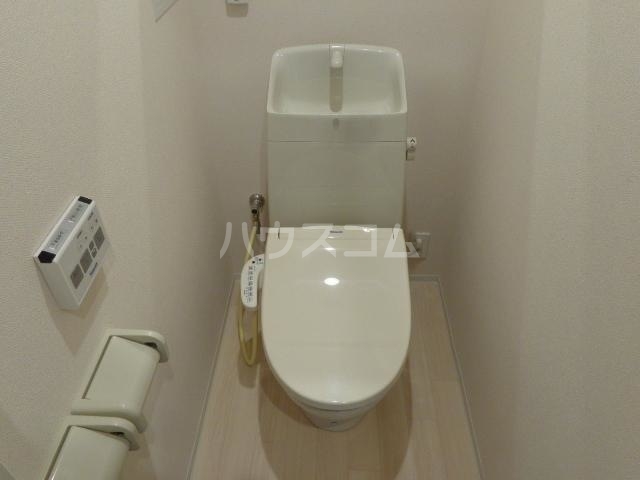13/30 トイレ