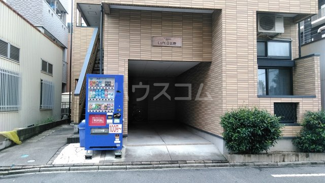 18/24 エントランス