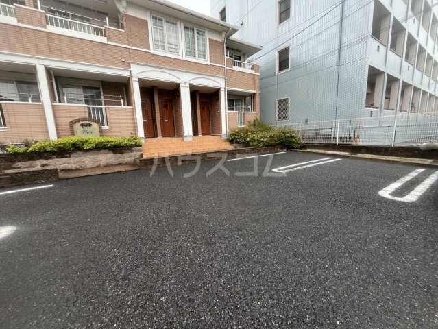 22/29 駐車場