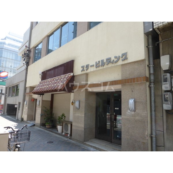 24/26 エントランス