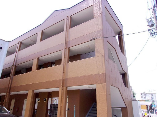 21/29 エントランス