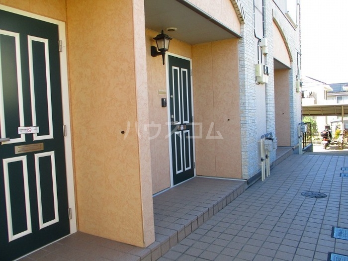 17/18 エントランス