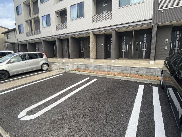 22/30 駐車場