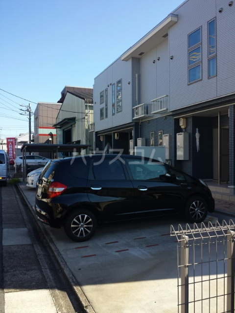 15/23 駐車場