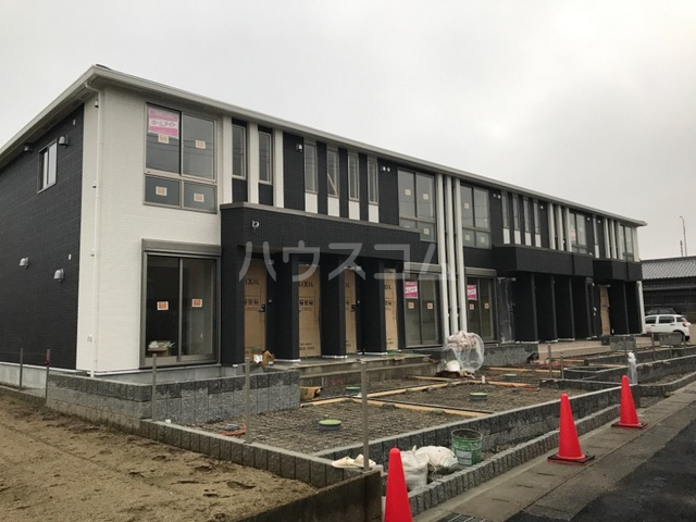 2/4 エントランス