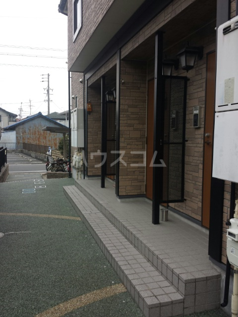 20/28 エントランス