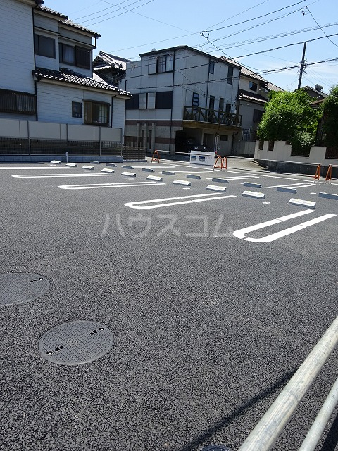 16/24 駐車場