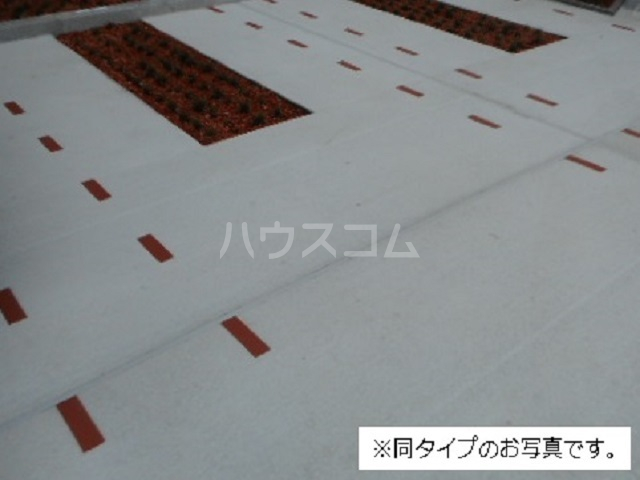 16/23 駐車場