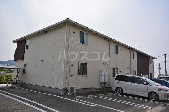 14/20 駐車場