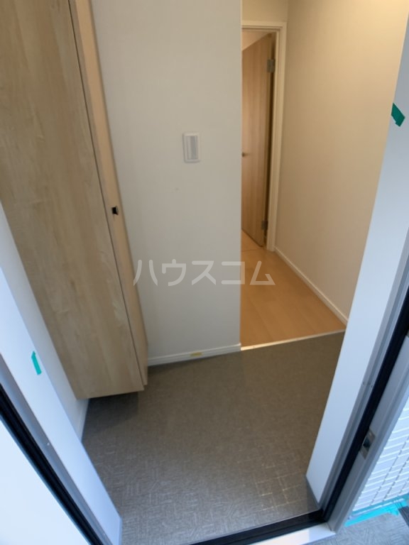 13/30 玄関