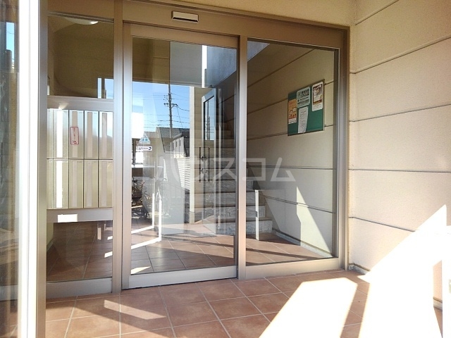 2/13 エントランス