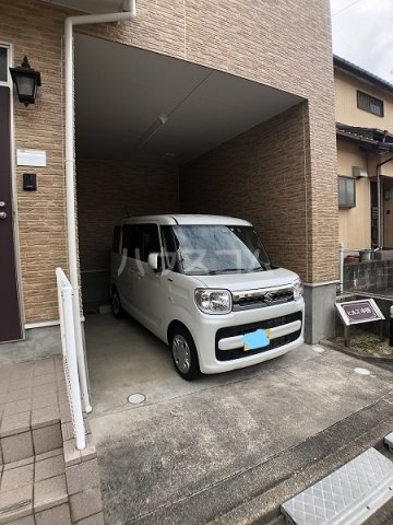 23/29 駐車場
