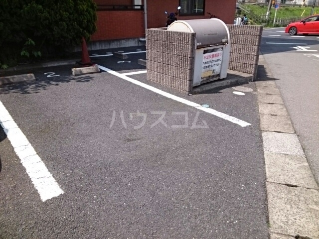 22/30 駐車場