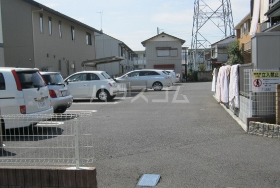 15/25 駐車場
