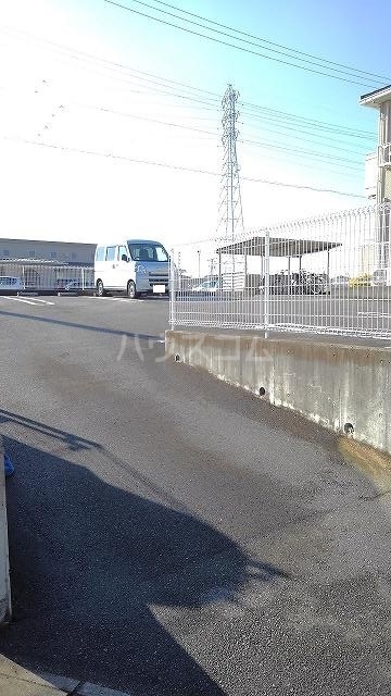 15/24 駐車場