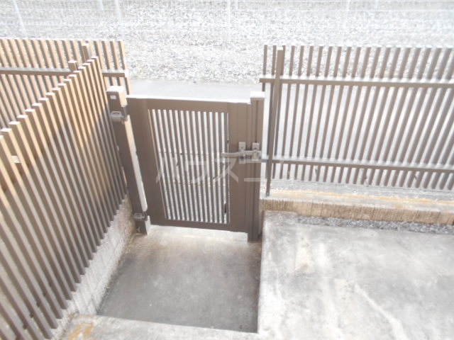 18/26 バルコニー