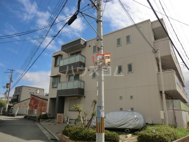 2/30 外観