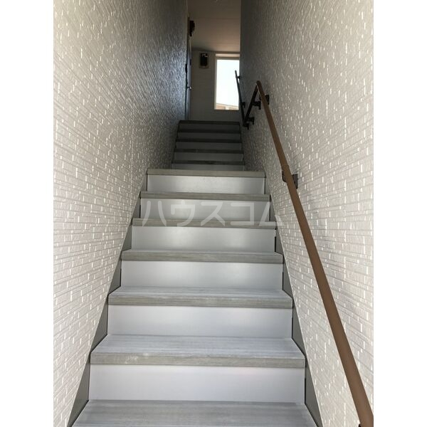 17/25 エントランス