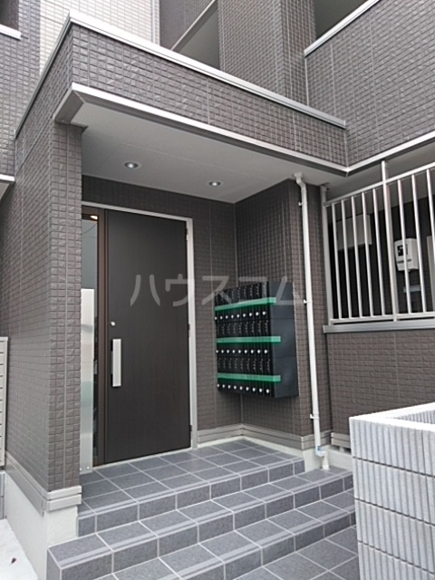 21/29 エントランス