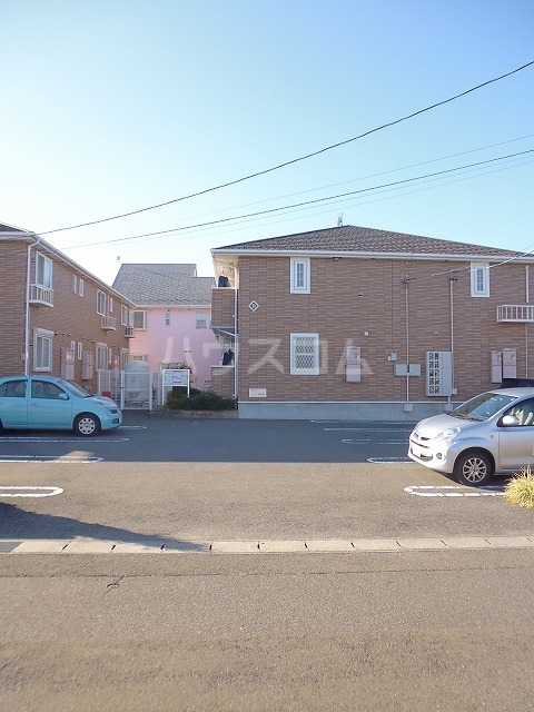 14/21 駐車場