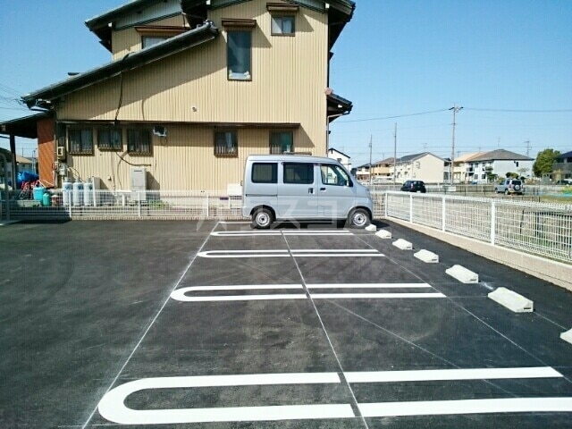 15/24 駐車場