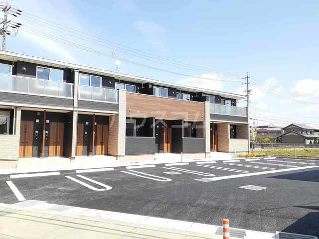 16/20 駐車場