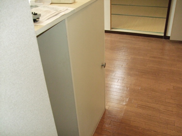 19/27 エントランス